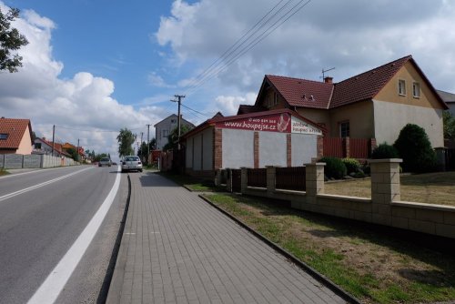 Kontakty